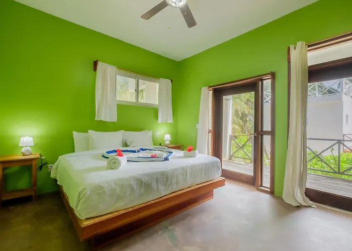 North Retreat * San Pedro (Ambergris Caye)